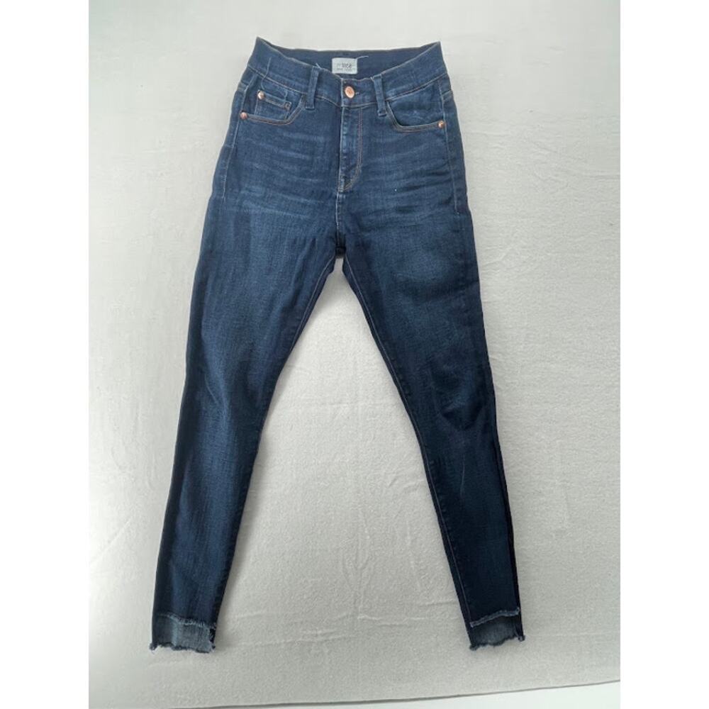 Women's M1858 Denim Jeans Size 2 "Parsons" Skinny with Hi/Low Hem Dark‎ Wash
